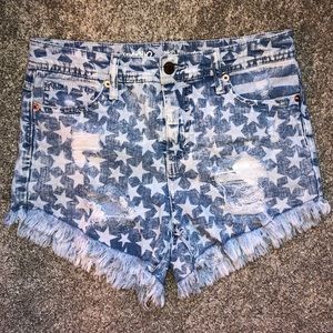 Mossimo | High-Waisted Star Print Shorts